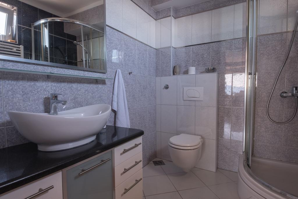 Private Penthouse Djurasevic Apartment Sveti Stefan Luaran gambar